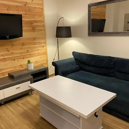 Comfortable In The Centre Of Close To The Mtp By Renters Apartment