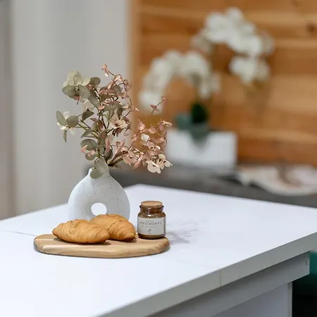 Apartment Comfortable In The Centre Of Close To The Mtp By Renters Poznan