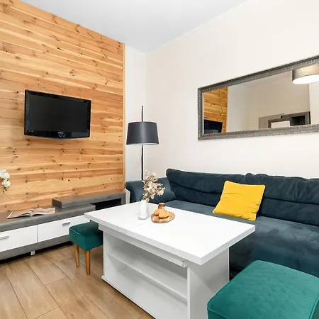 Comfortable In The Centre Of Close To The Mtp By Renters * Poznan